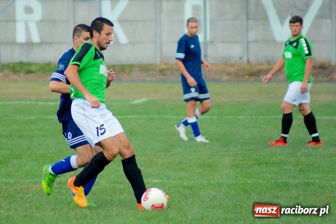 Zdjęcie w galerii na portalu naszraciborz.pl: A klasa: Słaby początek sezonu w Tworkowie. Kolejny mecz zakończony remisem wiadomości z regionu