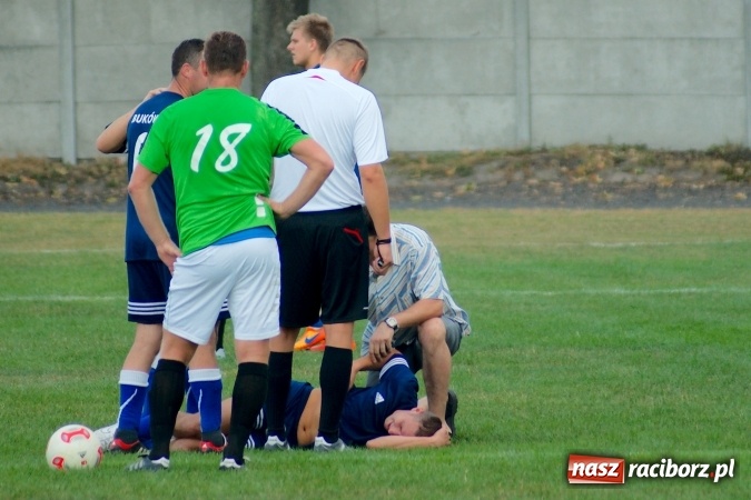 Zdjęcie w galerii na portalu naszraciborz.pl: A klasa: Słaby początek sezonu w Tworkowie. Kolejny mecz zakończony remisem wiadomości z regionu