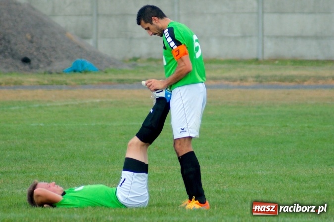 Zdjęcie w galerii na portalu naszraciborz.pl: A klasa: Słaby początek sezonu w Tworkowie. Kolejny mecz zakończony remisem wiadomości z regionu