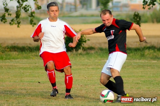 Zdjęcie w galerii na portalu naszraciborz.pl: Dwa oblicza Bieńkowic. Poważna kontuzja zawodnika Dzimierza wiadomości z regionu