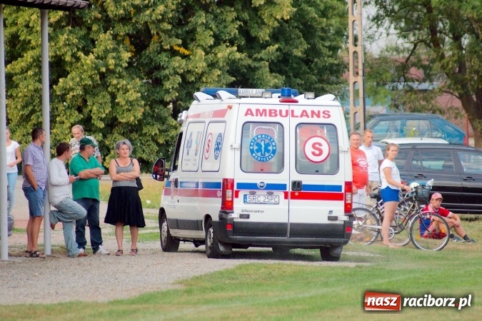 Zdjęcie w galerii na portalu naszraciborz.pl: Dwa oblicza Bieńkowic. Poważna kontuzja zawodnika Dzimierza wiadomości z regionu