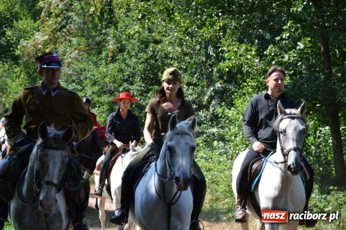 Zdjęcie w galerii na portalu naszraciborz.pl: Śladami króla Jana po raz trzeci. Orszak zatrzymał się w Nędzy wiadomości z regionu