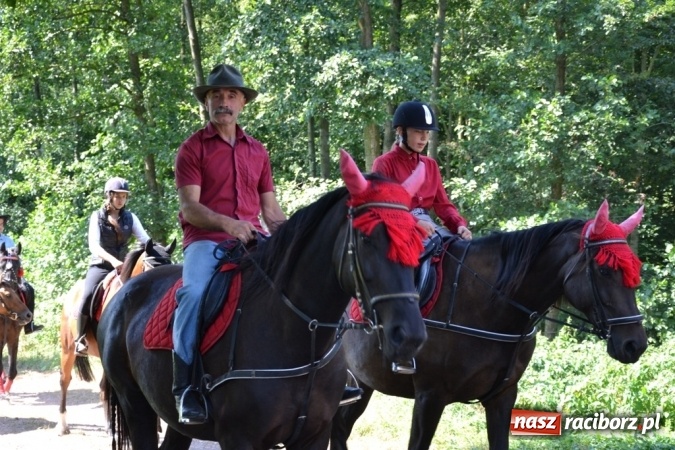 Zdjęcie w galerii na portalu naszraciborz.pl: Śladami króla Jana po raz trzeci. Orszak zatrzymał się w Nędzy wiadomości z regionu
