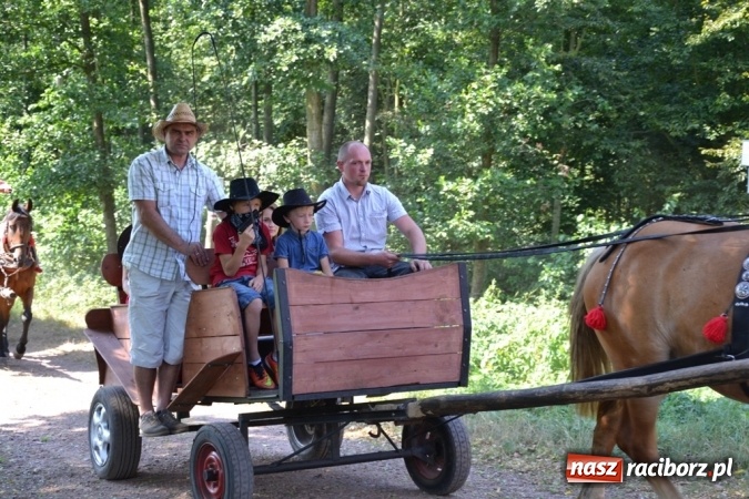 Zdjęcie w galerii na portalu naszraciborz.pl: Śladami króla Jana po raz trzeci. Orszak zatrzymał się w Nędzy wiadomości z regionu