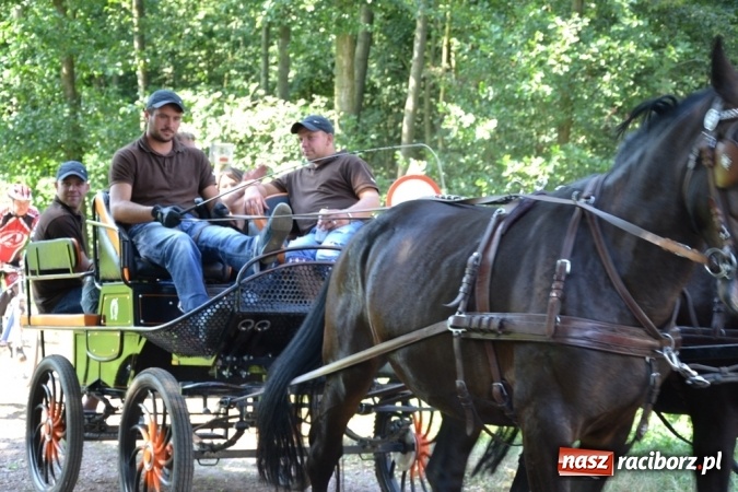 Zdjęcie w galerii na portalu naszraciborz.pl: Śladami króla Jana po raz trzeci. Orszak zatrzymał się w Nędzy wiadomości z regionu