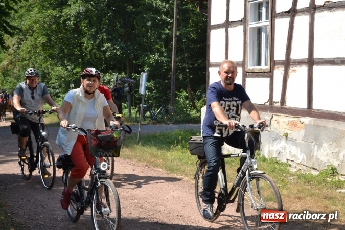 Zdjęcie w galerii na portalu naszraciborz.pl: Śladami króla Jana po raz trzeci. Orszak zatrzymał się w Nędzy wiadomości z regionu