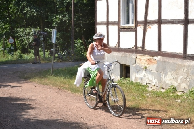 Zdjęcie w galerii na portalu naszraciborz.pl: Śladami króla Jana po raz trzeci. Orszak zatrzymał się w Nędzy wiadomości z regionu