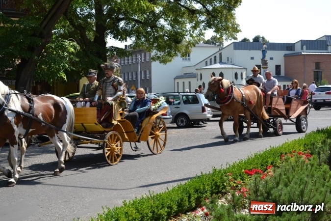 Zdjęcie w galerii na portalu naszraciborz.pl: Śladami króla Jana po raz trzeci. Orszak zatrzymał się w Nędzy wiadomości z regionu