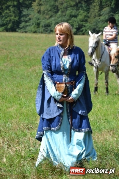 Zdjęcie w galerii na portalu naszraciborz.pl: Śladami króla Jana po raz trzeci. Orszak zatrzymał się w Nędzy wiadomości z regionu