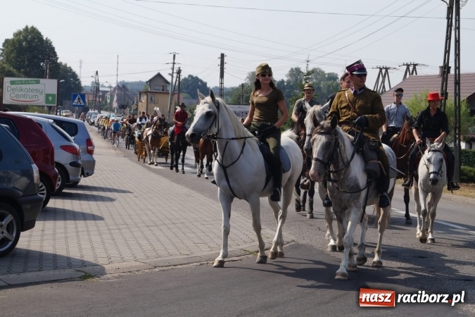 Zdjęcie w galerii na portalu naszraciborz.pl: Śladami króla Jana po raz trzeci. Orszak zatrzymał się w Nędzy wiadomości z regionu