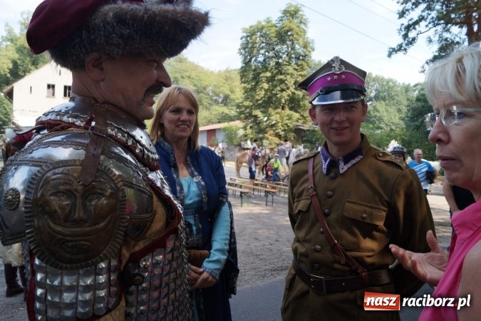 Zdjęcie w galerii na portalu naszraciborz.pl: Śladami króla Jana po raz trzeci. Orszak zatrzymał się w Nędzy wiadomości z regionu