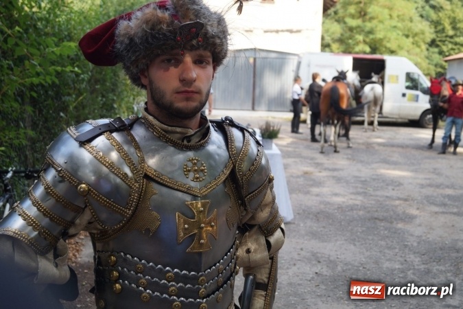 Zdjęcie w galerii na portalu naszraciborz.pl: Śladami króla Jana po raz trzeci. Orszak zatrzymał się w Nędzy wiadomości z regionu