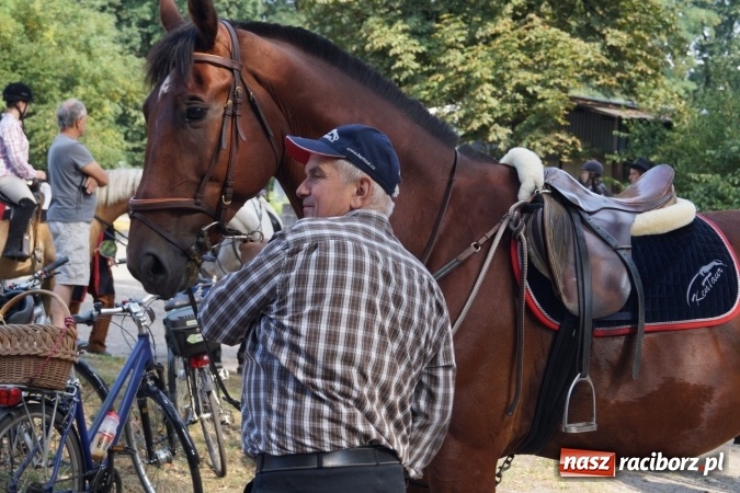 Zdjęcie w galerii na portalu naszraciborz.pl: Śladami króla Jana po raz trzeci. Orszak zatrzymał się w Nędzy wiadomości z regionu