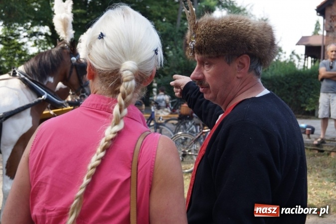 Zdjęcie w galerii na portalu naszraciborz.pl: Śladami króla Jana po raz trzeci. Orszak zatrzymał się w Nędzy wiadomości z regionu