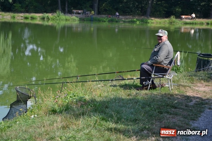 Zdjęcie w galerii na portalu naszraciborz.pl: Emeryci i renciści rywalizowali wczoraj o tytuł najlepszego wędkarza na zawodach w Tworkowie wiadomości z regionu