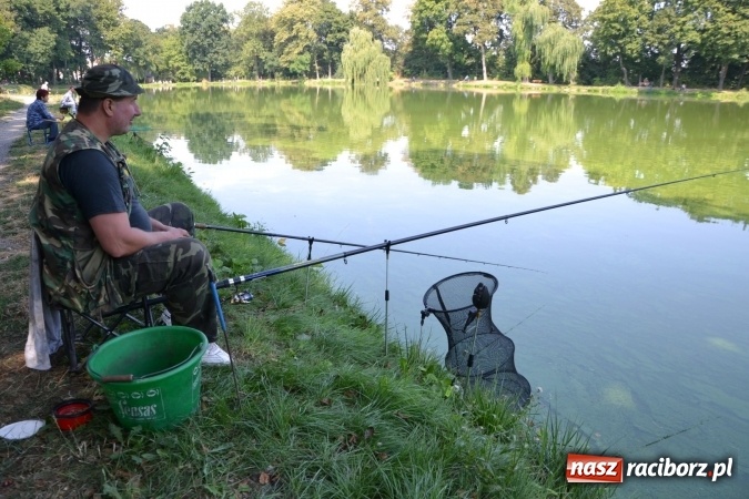 Zdjęcie w galerii na portalu naszraciborz.pl: Emeryci i renciści rywalizowali wczoraj o tytuł najlepszego wędkarza na zawodach w Tworkowie wiadomości z regionu