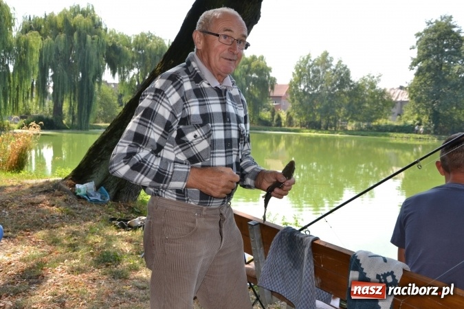 Zdjęcie w galerii na portalu naszraciborz.pl: Emeryci i renciści rywalizowali wczoraj o tytuł najlepszego wędkarza na zawodach w Tworkowie wiadomości z regionu