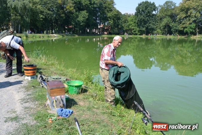 Zdjęcie w galerii na portalu naszraciborz.pl: Emeryci i renciści rywalizowali wczoraj o tytuł najlepszego wędkarza na zawodach w Tworkowie wiadomości z regionu