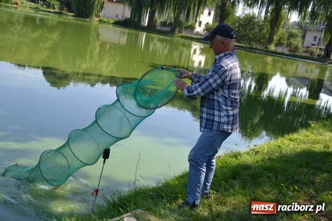 Zdjęcie w galerii na portalu naszraciborz.pl: Emeryci i renciści rywalizowali wczoraj o tytuł najlepszego wędkarza na zawodach w Tworkowie wiadomości z regionu