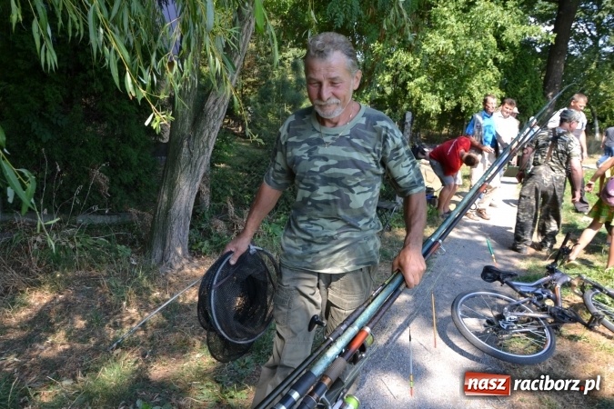 Zdjęcie w galerii na portalu naszraciborz.pl: Emeryci i renciści rywalizowali wczoraj o tytuł najlepszego wędkarza na zawodach w Tworkowie wiadomości z regionu