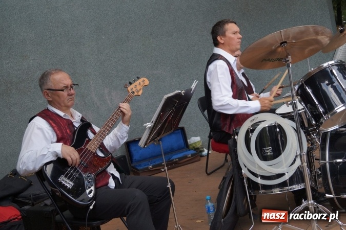 Zdjęcie w galerii na portalu naszraciborz.pl: Orkiestra Plania na finał koncert&oacute;w letnich w Parku Roth wiadomości z regionu