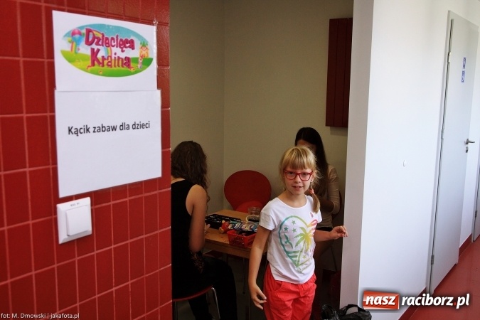 Zdjęcie w galerii na portalu naszraciborz.pl: Pozytywny dzień otwarty w krwiodawstwie - dziś nie mówimy o problemach, a o tym, jak ważne i potrzebne jest działanie RCKiK w Raciborzu wiadomości z regionu