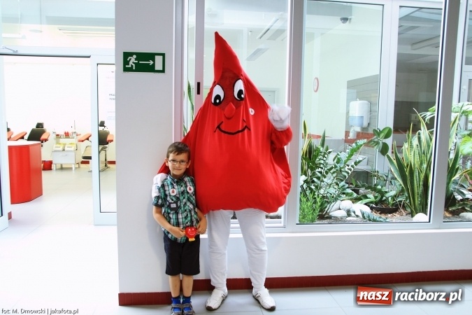 Zdjęcie w galerii na portalu naszraciborz.pl: Pozytywny dzień otwarty w krwiodawstwie - dziś nie mówimy o problemach, a o tym, jak ważne i potrzebne jest działanie RCKiK w Raciborzu wiadomości z regionu