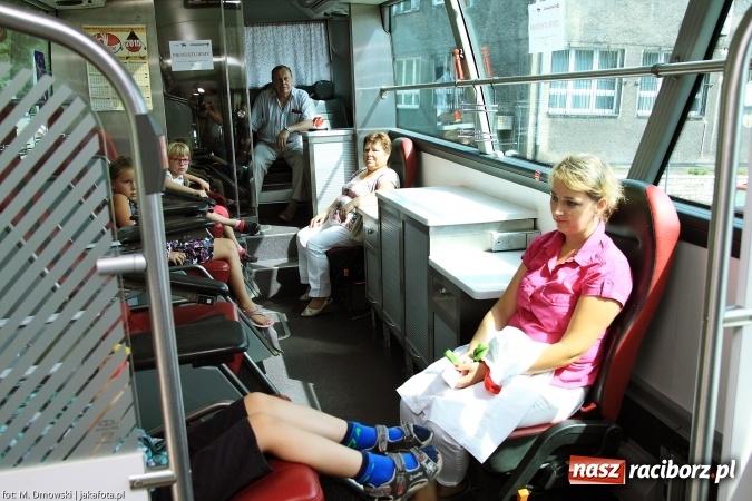 Zdjęcie w galerii na portalu naszraciborz.pl: Pozytywny dzień otwarty w krwiodawstwie - dziś nie mówimy o problemach, a o tym, jak ważne i potrzebne jest działanie RCKiK w Raciborzu wiadomości z regionu