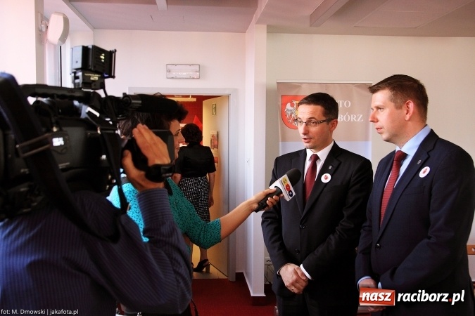 Zdjęcie w galerii na portalu naszraciborz.pl: Pozytywny dzień otwarty w krwiodawstwie - dziś nie mówimy o problemach, a o tym, jak ważne i potrzebne jest działanie RCKiK w Raciborzu wiadomości z regionu