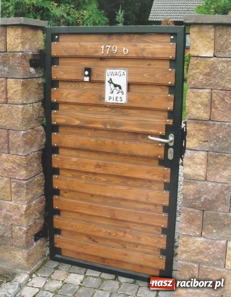 Zdjęcie w galerii na portalu naszraciborz.pl: Ogrodzenie wizytówką Twojego domu – powierz jego wykonanie najlepszym fachowcom wiadomości z regionu