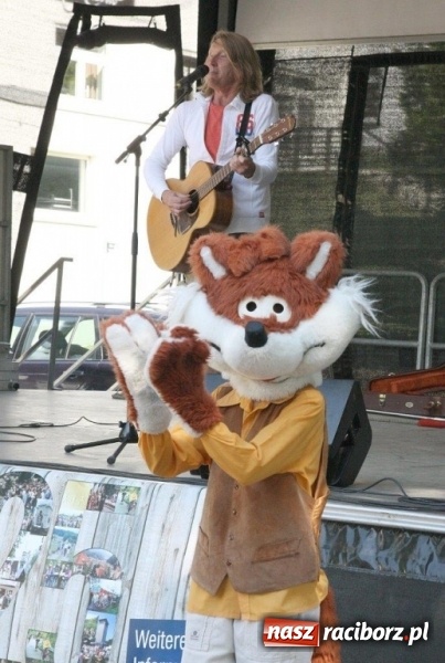 Zdjęcie w galerii na portalu naszraciborz.pl: Powiat Raciborski na Dniu Wędrownika w Niemczech wiadomości z regionu