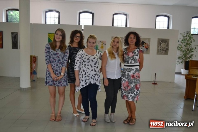 Zdjęcie w galerii na portalu naszraciborz.pl: Plastycy z ZSO nr 1 w Elbe-Elster w Niemczech wiadomości z regionu