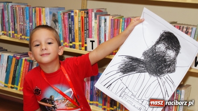 Zdjęcie w galerii na portalu naszraciborz.pl: Uczestnicy Lata z Biblioteką poznali kosmos i tajemnice wszechświata wiadomości z regionu