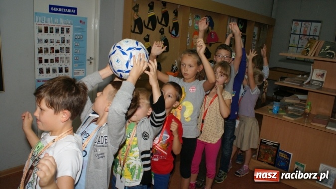 Zdjęcie w galerii na portalu naszraciborz.pl: Uczestnicy Lata z Biblioteką poznali kosmos i tajemnice wszechświata wiadomości z regionu