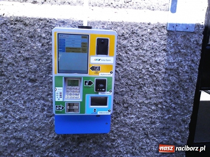 Zdjęcie w galerii na portalu naszraciborz.pl: Biletomat Kolei Śląskich już w Raciborzu wiadomości z regionu