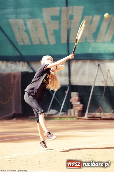 Zdjęcie w galerii na portalu naszraciborz.pl: Puchar międzynarodowego turnieju tenisowego pojechał do Pilszcza  wiadomości z regionu