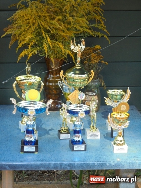 Zdjęcie w galerii na portalu naszraciborz.pl: Puchar międzynarodowego turnieju tenisowego pojechał do Pilszcza  wiadomości z regionu