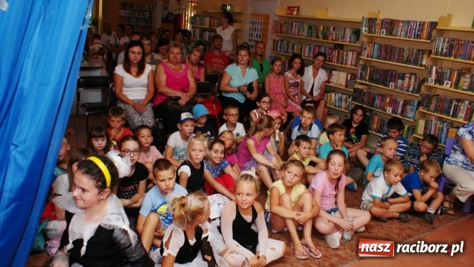 Zdjęcie w galerii na portalu naszraciborz.pl: Zakończenie Lata z Biblioteką wiadomości z regionu