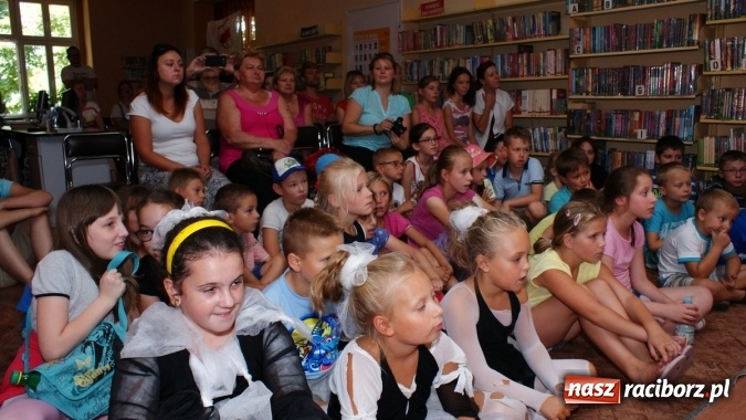 Zdjęcie w galerii na portalu naszraciborz.pl: Zakończenie Lata z Biblioteką wiadomości z regionu