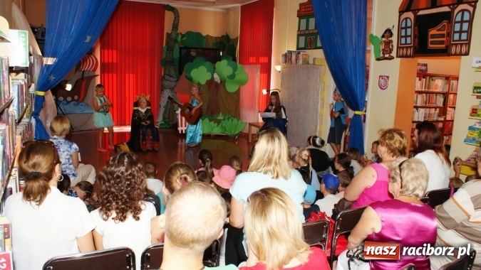 Zdjęcie w galerii na portalu naszraciborz.pl: Zakończenie Lata z Biblioteką wiadomości z regionu
