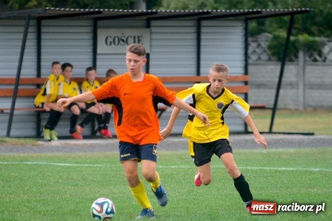 Zdjęcie w galerii na portalu naszraciborz.pl: Młodziki: Skromna wygrana Tworkowa w inauguracji sezonu wiadomości z regionu