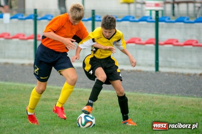 Zdjęcie w galerii na portalu naszraciborz.pl: Młodziki: Skromna wygrana Tworkowa w inauguracji sezonu wiadomości z regionu