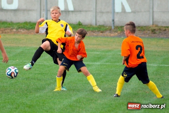 Zdjęcie w galerii na portalu naszraciborz.pl: Młodziki: Skromna wygrana Tworkowa w inauguracji sezonu wiadomości z regionu