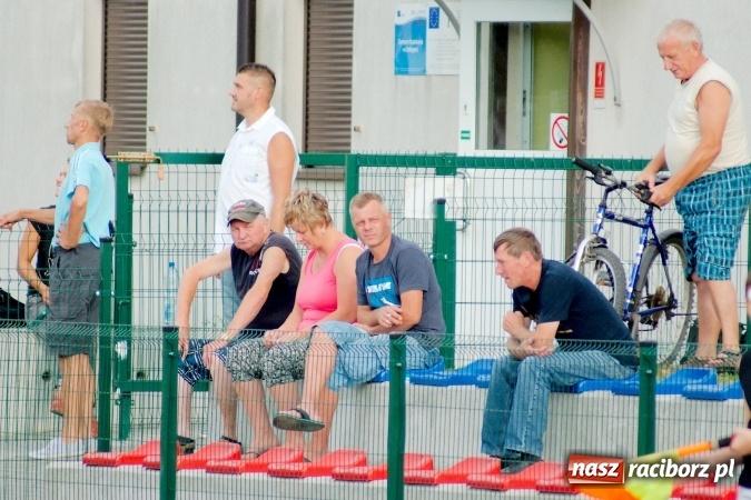 Zdjęcie w galerii na portalu naszraciborz.pl: Młodziki: Skromna wygrana Tworkowa w inauguracji sezonu wiadomości z regionu