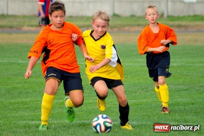 Zdjęcie w galerii na portalu naszraciborz.pl: Młodziki: Skromna wygrana Tworkowa w inauguracji sezonu wiadomości z regionu