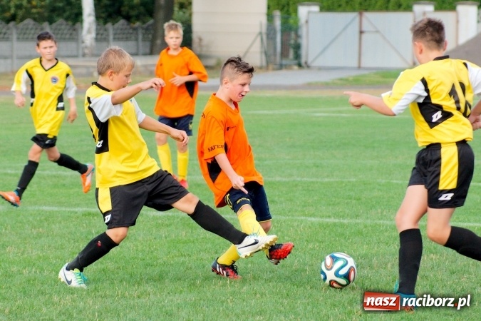 Zdjęcie w galerii na portalu naszraciborz.pl: Młodziki: Skromna wygrana Tworkowa w inauguracji sezonu wiadomości z regionu