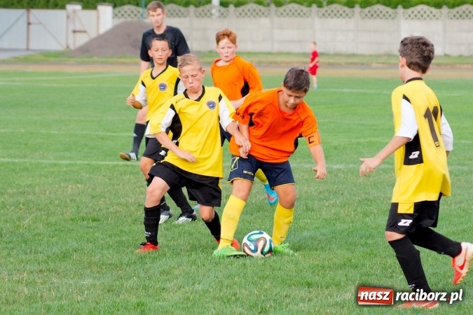 Zdjęcie w galerii na portalu naszraciborz.pl: Młodziki: Skromna wygrana Tworkowa w inauguracji sezonu wiadomości z regionu