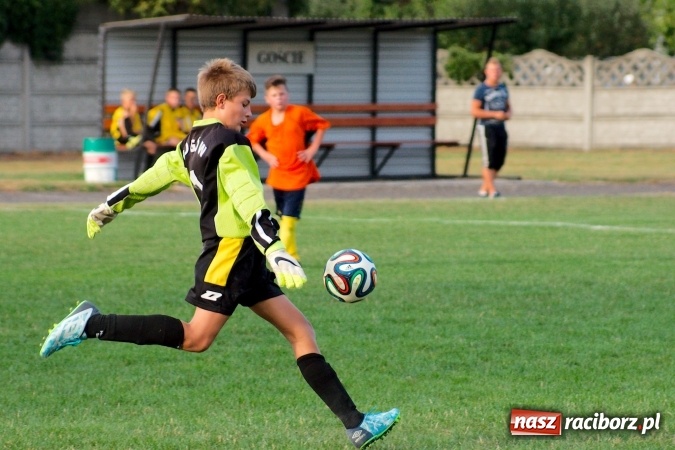 Zdjęcie w galerii na portalu naszraciborz.pl: Młodziki: Skromna wygrana Tworkowa w inauguracji sezonu wiadomości z regionu