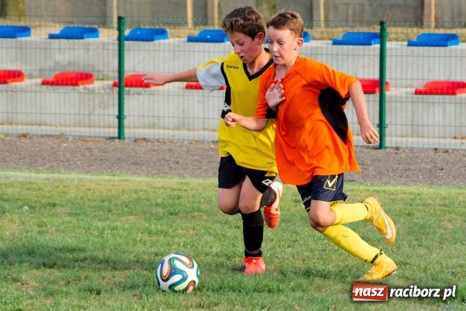 Zdjęcie w galerii na portalu naszraciborz.pl: Młodziki: Skromna wygrana Tworkowa w inauguracji sezonu wiadomości z regionu