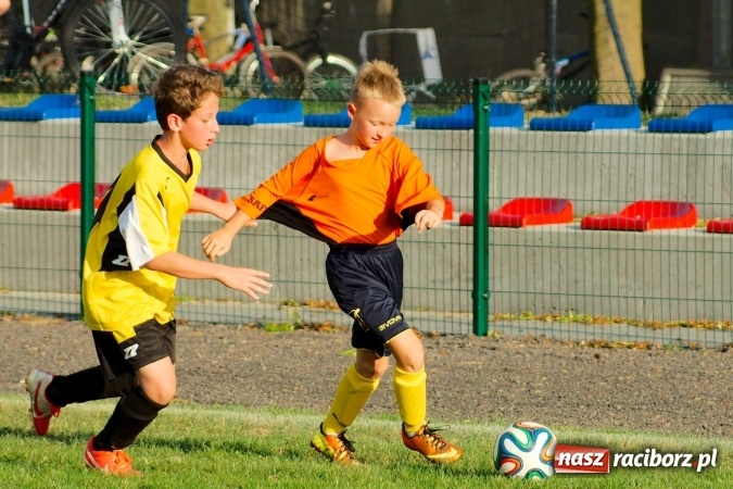 Zdjęcie w galerii na portalu naszraciborz.pl: Młodziki: Skromna wygrana Tworkowa w inauguracji sezonu wiadomości z regionu